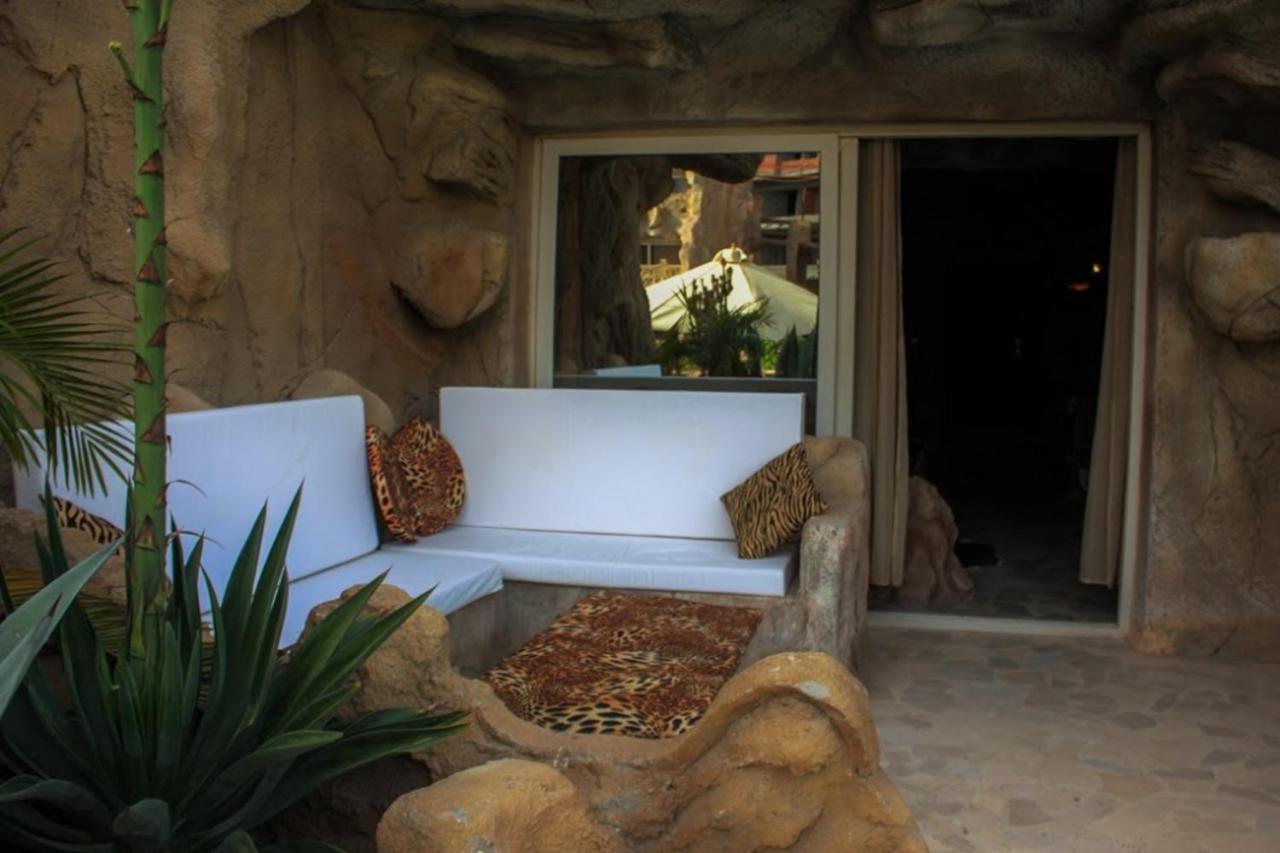 Ośrodek wypoczynkowy Caves Adults Only 5*