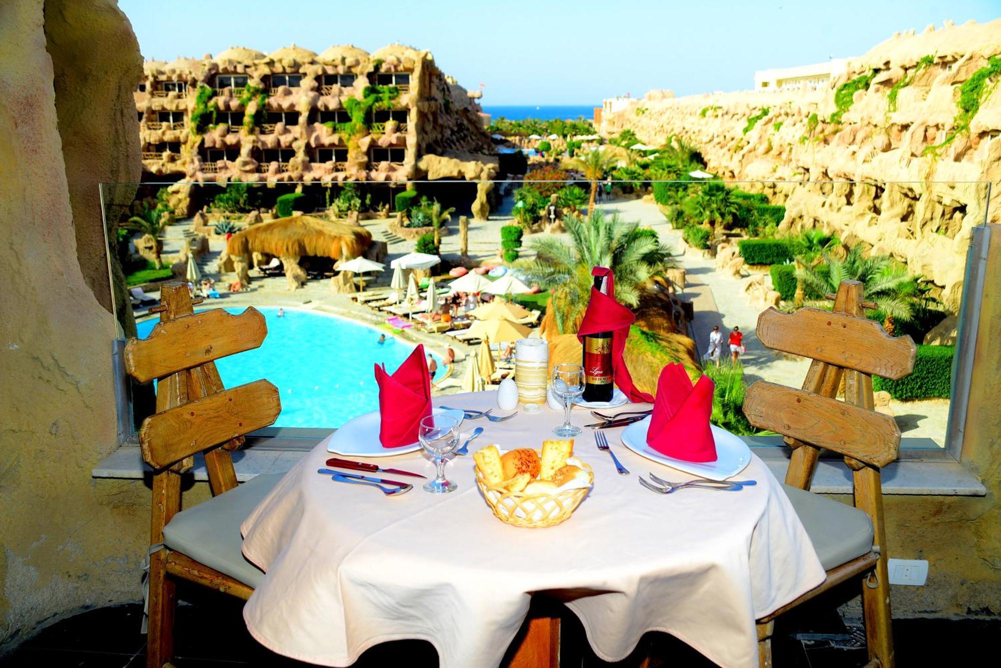 Caves Adults Only Rezort 5*